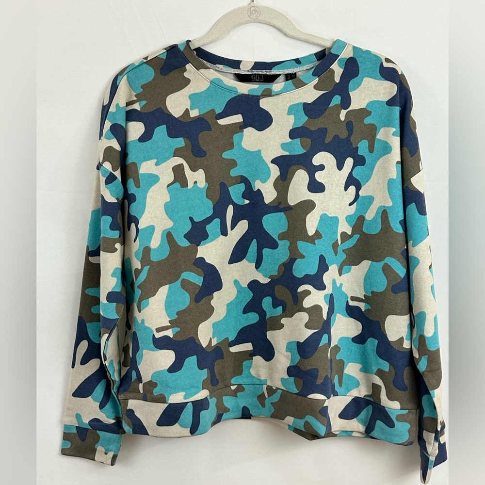 G.I.L.I. Drop Sleeve Crew Neck Long Sleeve Sweatshirt XS